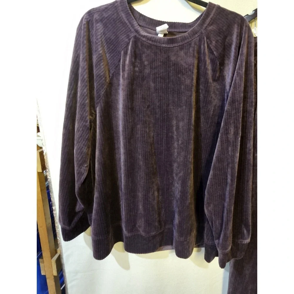 Livi Lane Bryant Velor Top and Pants Size 18/20 2 Piece Set  Plus‎ Size
